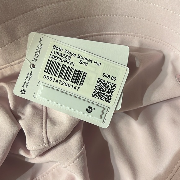 Both Ways Bucket Hat - Picture 9 of 10